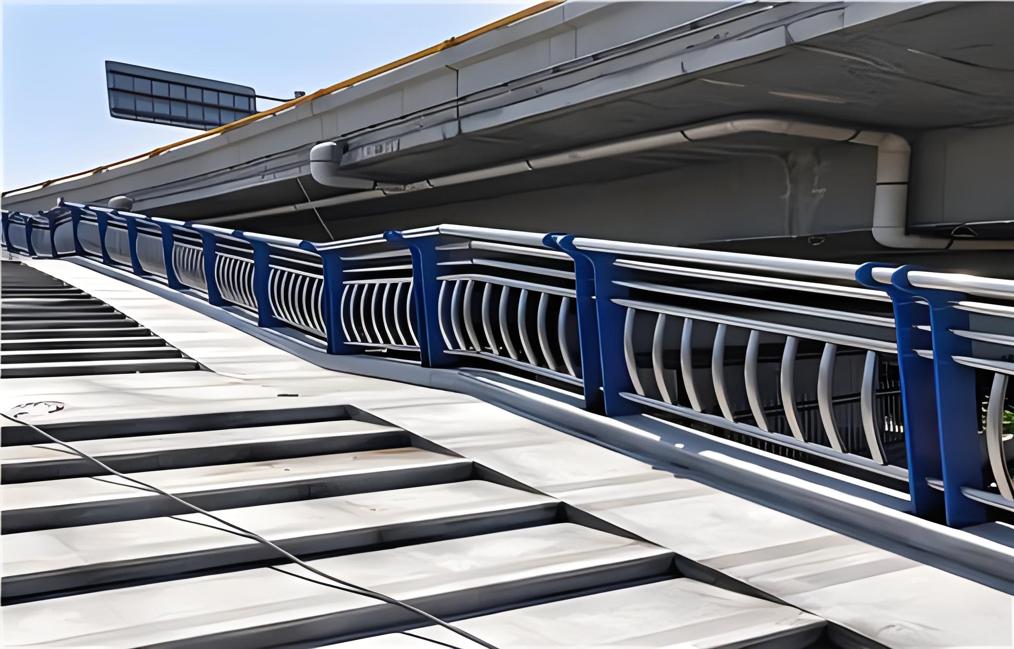 锦州不锈钢桥梁护栏维护方案：确保安全，延长使用寿命