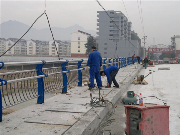 锦州不锈钢桥梁护栏近期市场价格分析