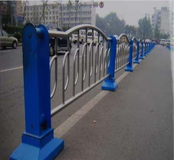 锦州不锈钢防撞栏杆生产制造工艺